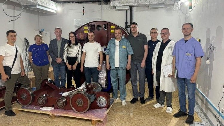 Другий лінійний прискорювач для лікування онкологічних захворювань вже доставлено в Україну!